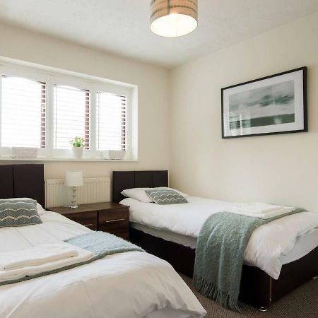 Spacious House, Sleeps 7 people Reading Exterior foto