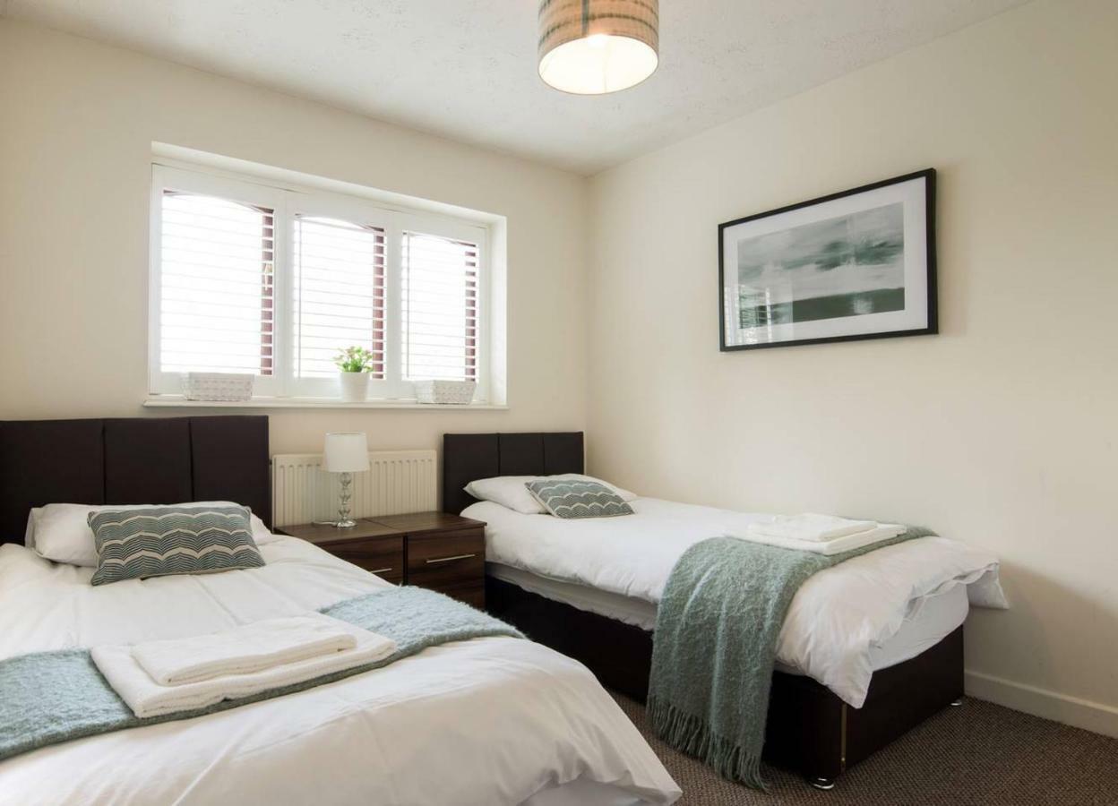 Spacious House, Sleeps 7 people Reading Exterior foto