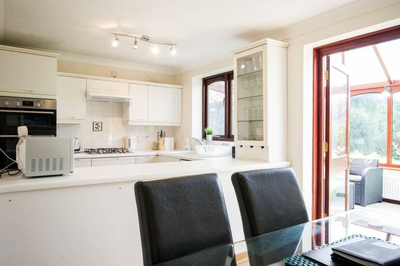 Spacious House, Sleeps 7 people Reading Exterior foto